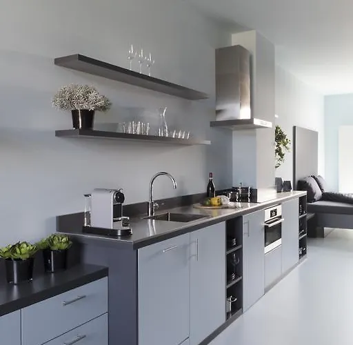 2l Hof Holland Apartman *